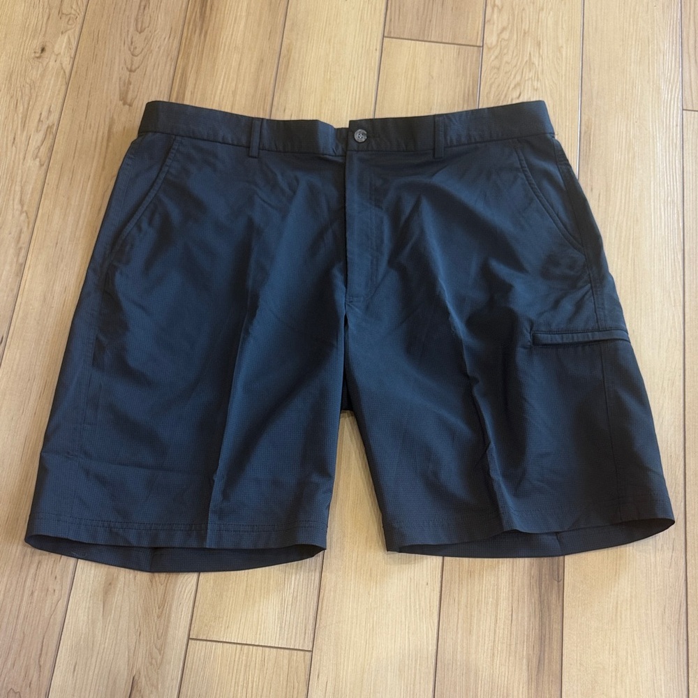 Pebble Beach Men's Charcoal Cargo Shorts